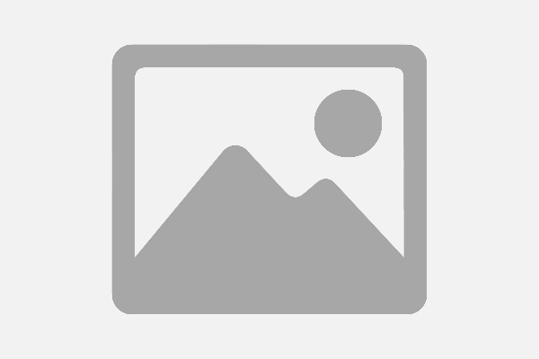 Instalace a deinstalace (Madagaskar, Gigantická skluzavka, Mimoni)